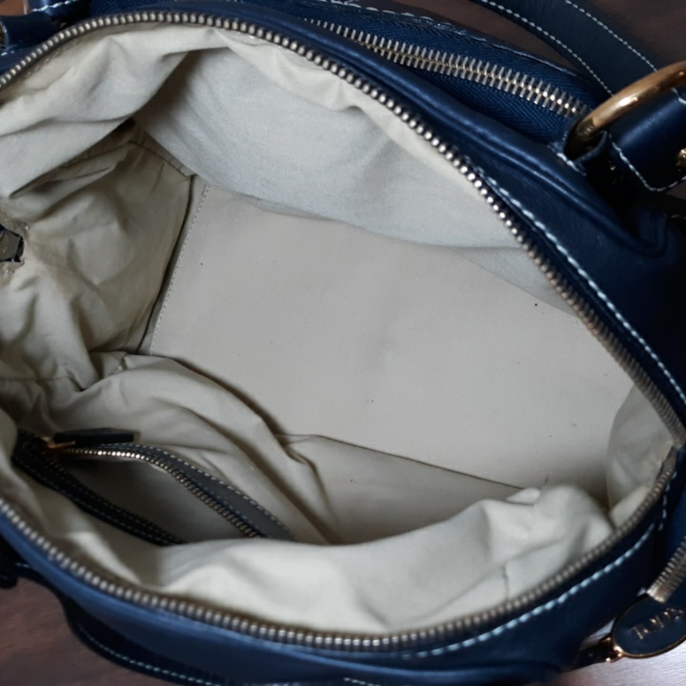 TOD'S Shoulder Leather Zip Pocket Handbag - Picture 10 of 16